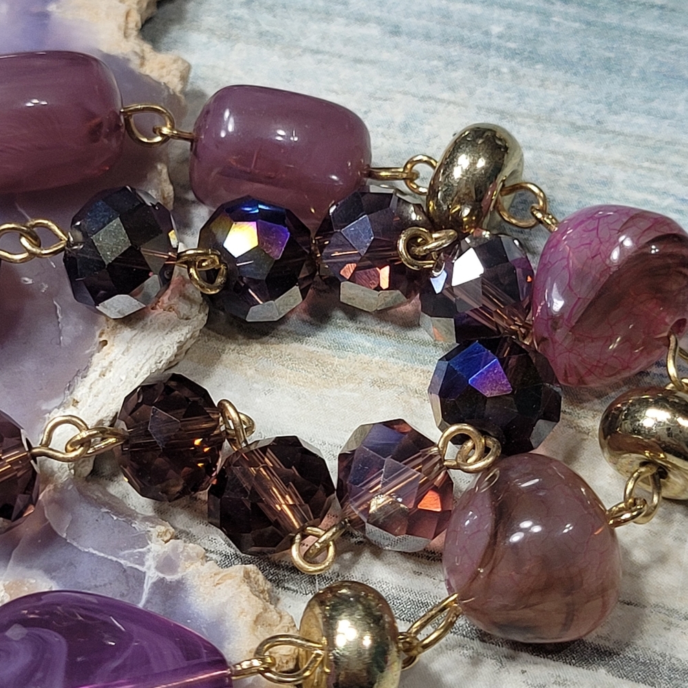 C 1946 Purple and Gold Beaded Necklace - Picture 3 of 9